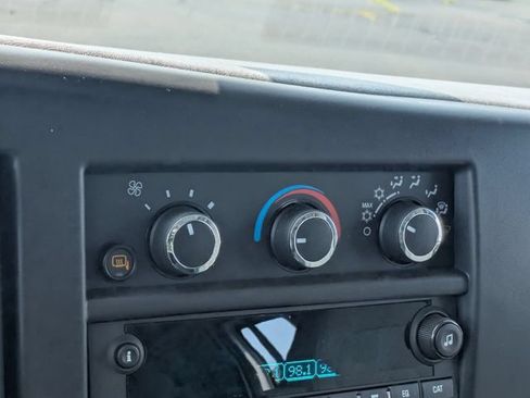 New 2026 GMC Savana 3500 Extended RWD image 21