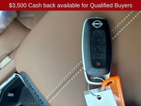 New 2026 Nissan Pathfinder Platinum image 18