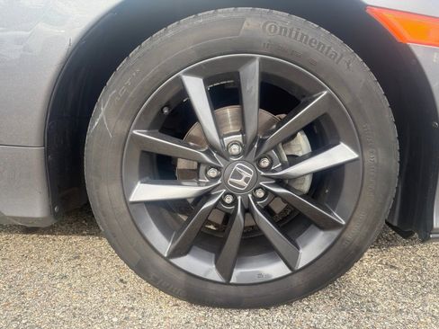 Used 2021 Honda Civic EX image 9