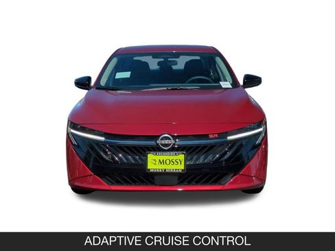 New 2026 Nissan Sentra SR w/ Floor Mat Package FWD image 4