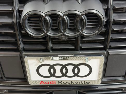 Used 2025 Audi Q3 2.0T Premium Plus w/ Premium Plus Package AWD/4WD image 26