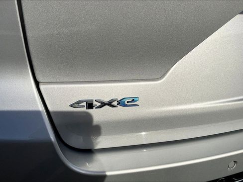 Used 2024 Jeep Grand Cherokee Limited 4xe image 14