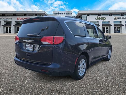 Used 2020 Chrysler Voyager Lxi FWD image 8