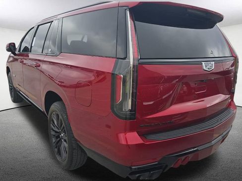 Certified 2024 Cadillac Escalade ESV V w/ LPO, ONYX Package image 4