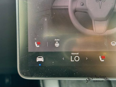 Used 2021 Tesla Model Y Performance AWD/4WD image 26