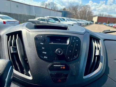 Used 2018 Ford Transit 250 130 Medium Roof image 13