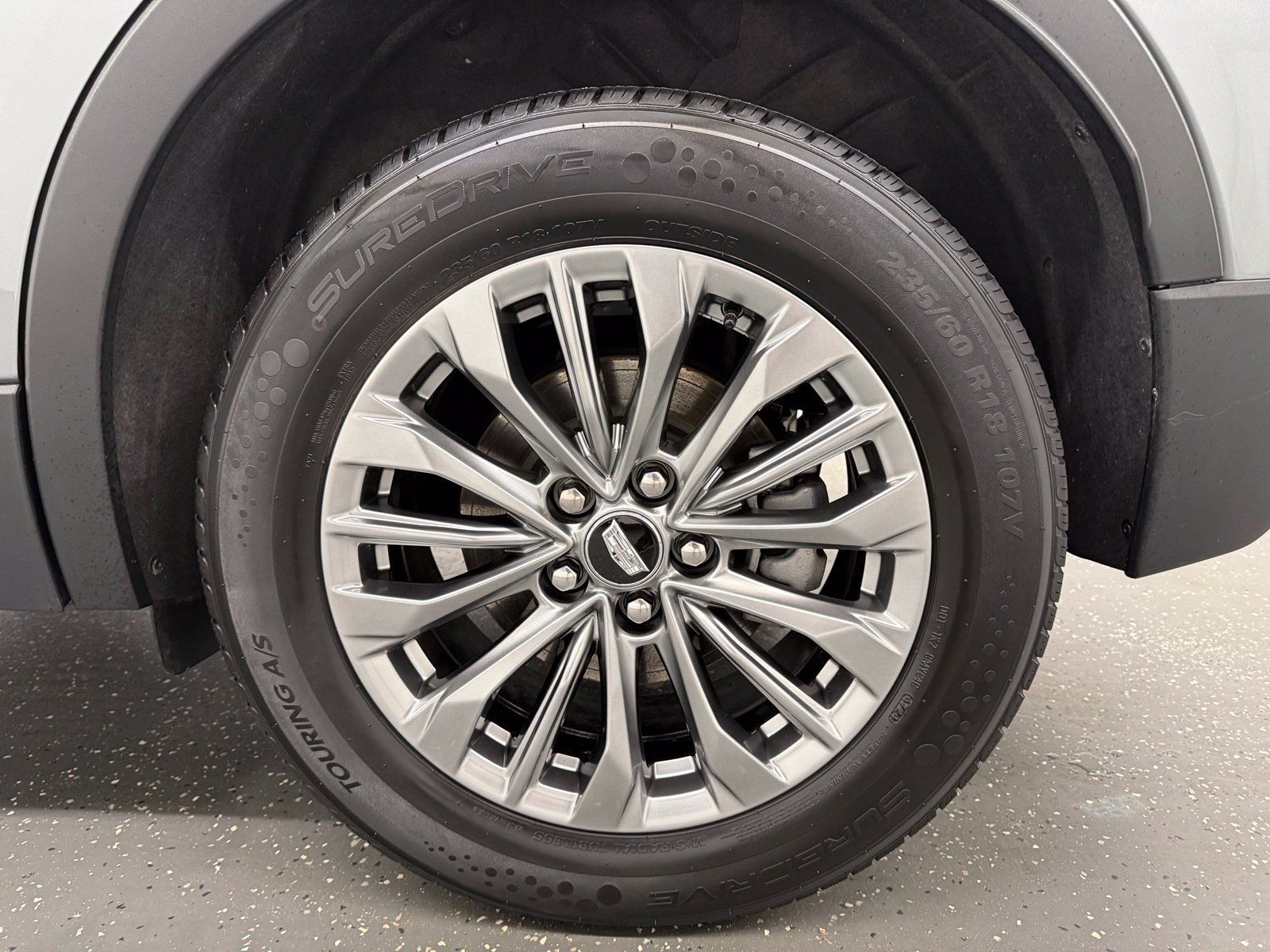 Used 2024 Cadillac XT4 Premium Luxury FWD image 19