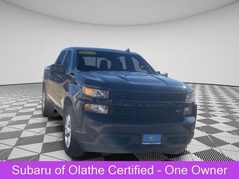 Used 2021 Chevrolet Silverado 1500 Custom w/ Safety Confidence Package image 1