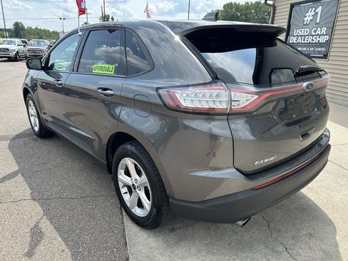 Used 2016 Ford Edge SE FWD image 7