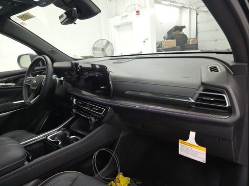 New 2026 Chevrolet Traverse High Country image 30