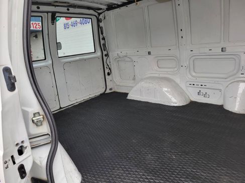 Used 2005 Chevrolet Astro image 8