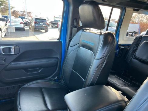 Used 2021 Jeep Wrangler Unlimited Rubicon 4xe w/ Cold Weather Group image 8