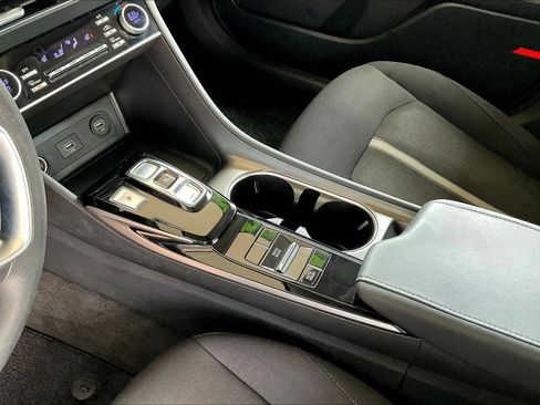 Used 2023 Hyundai Sonata SEL image 17