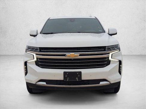 Used 2022 Chevrolet Tahoe LT w/ Luxury Package image 2