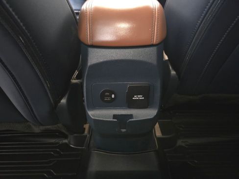 Used 2023 Ford Maverick Lariat w/ Lariat Luxury Package image 20