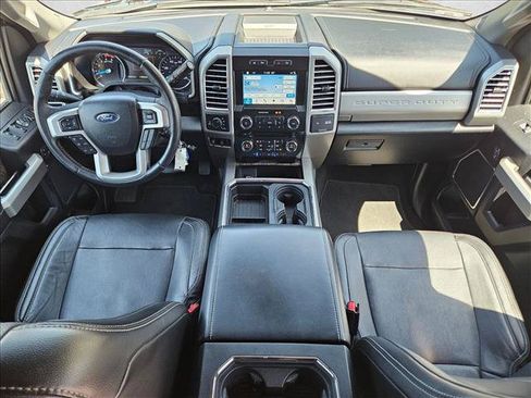Used 2017 Ford F250 Lariat w/ Lariat Value Package AWD/4WD image 18