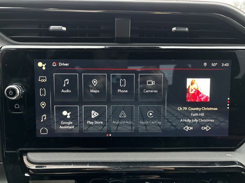 Used 2024 GMC Sierra 2500 AT4 w/ Technology Package image 24