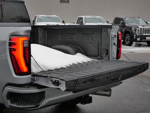 New 2026 GMC Sierra 3500 Denali w/ Denali Reserve Package image 5
