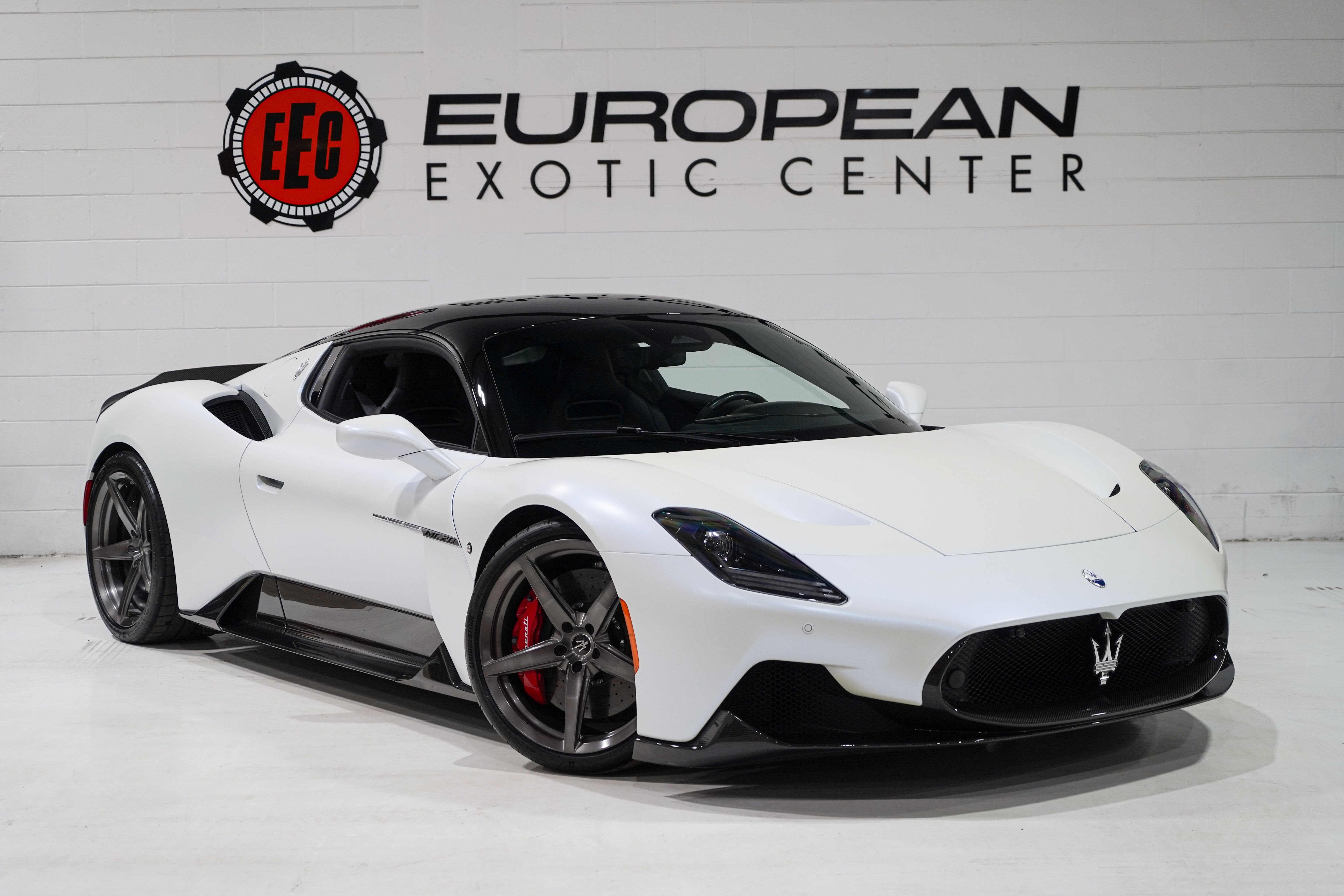 Used 2023 Maserati MC20 Coupe RWD image 1