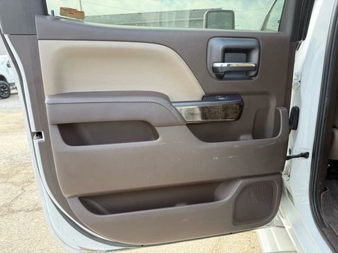 Used 2016 GMC Sierra 2500 Denali w/ Duramax Plus Package image 28