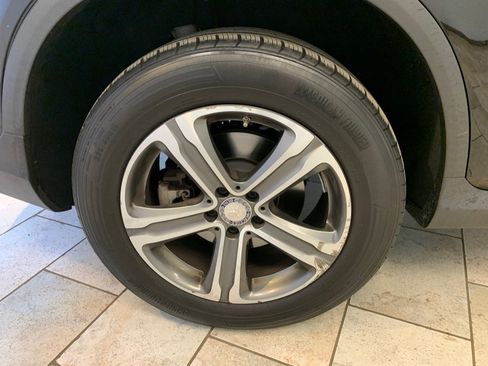 Used 2016 Mercedes-Benz GLC 300 4MATIC image 9
