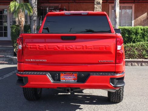 Used 2023 Chevrolet Silverado 1500 Custom AWD/4WD image 7