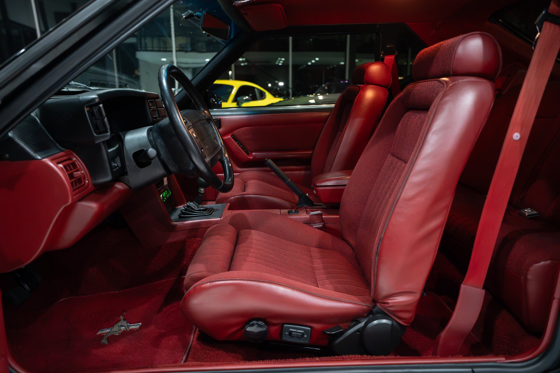 Used 1990 Ford Mustang GT RWD image 7