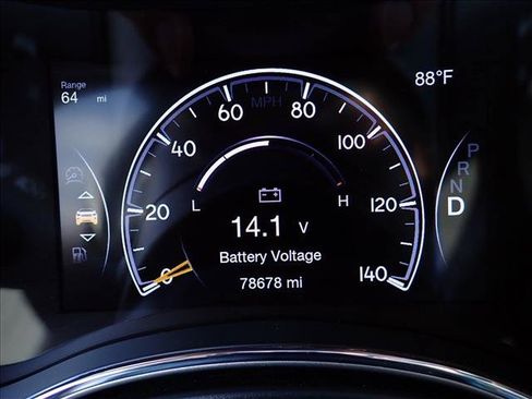 Used 2020 Jeep Grand Cherokee Laredo AWD/4WD image 21