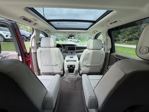Used 2023 GMC Yukon Denali w/ Max Trailering Package AWD/4WD image 15