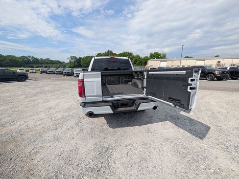 Used 2025 Ford F150 Lariat w/ Equipment Group 502A High AWD/4WD image 6