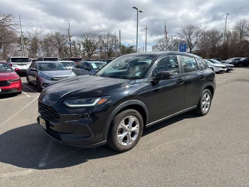 Used 2023 Honda HR-V LX image 2