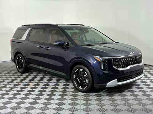 New 2026 Kia Carnival EX image 9