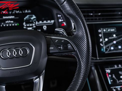 Used 2022 Audi RS Q8 AWD/4WD image 35
