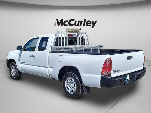 Used 2015 Toyota Tacoma 2WD Access Cab image 5