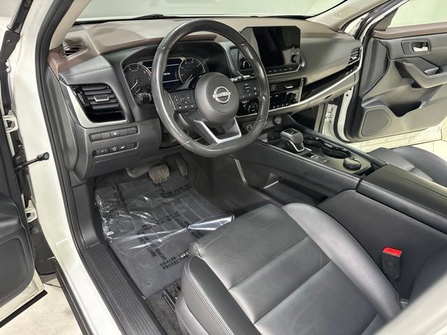 Used 2023 Nissan Rogue SL w/ SL Premium Package AWD/4WD image 14