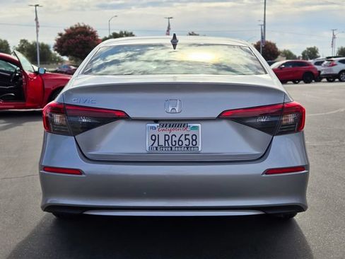 Used 2025 Honda Civic LX image 5