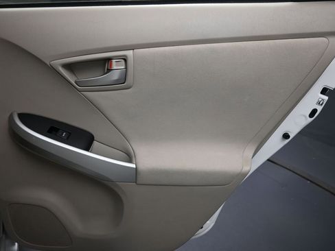 Used 2014 Toyota Prius Two FWD image 23