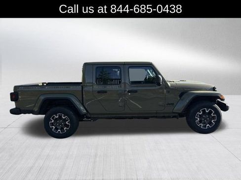 New 2025 Jeep Gladiator Sport w/ Premium Package image 4