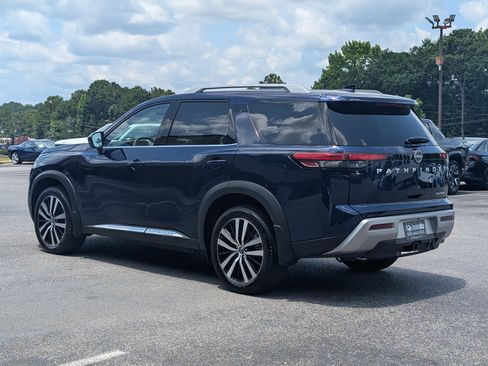 Used 2025 Nissan Pathfinder Platinum w/ Cargo Package FWD image 7