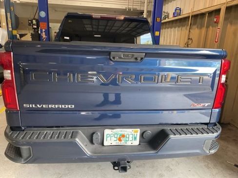 Used 2022 Chevrolet Silverado 1500 RST image 6