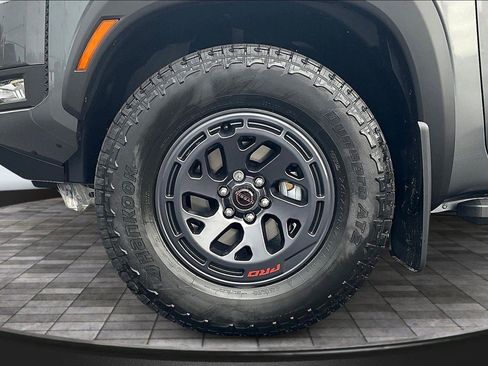New 2026 Nissan Frontier PRO-4X w/ Pro-4x Convenience Package image 12