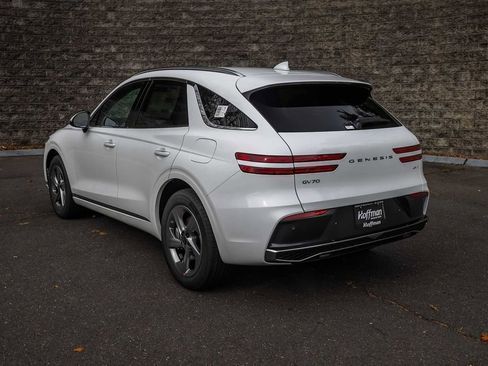 New 2026 Genesis GV70 2.5T image 4