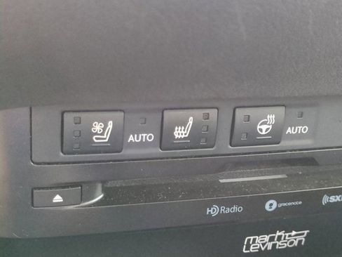 Used 2020 Lexus ES 350 F Sport image 24