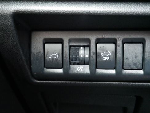 Certified 2025 Subaru Outback Premium image 26