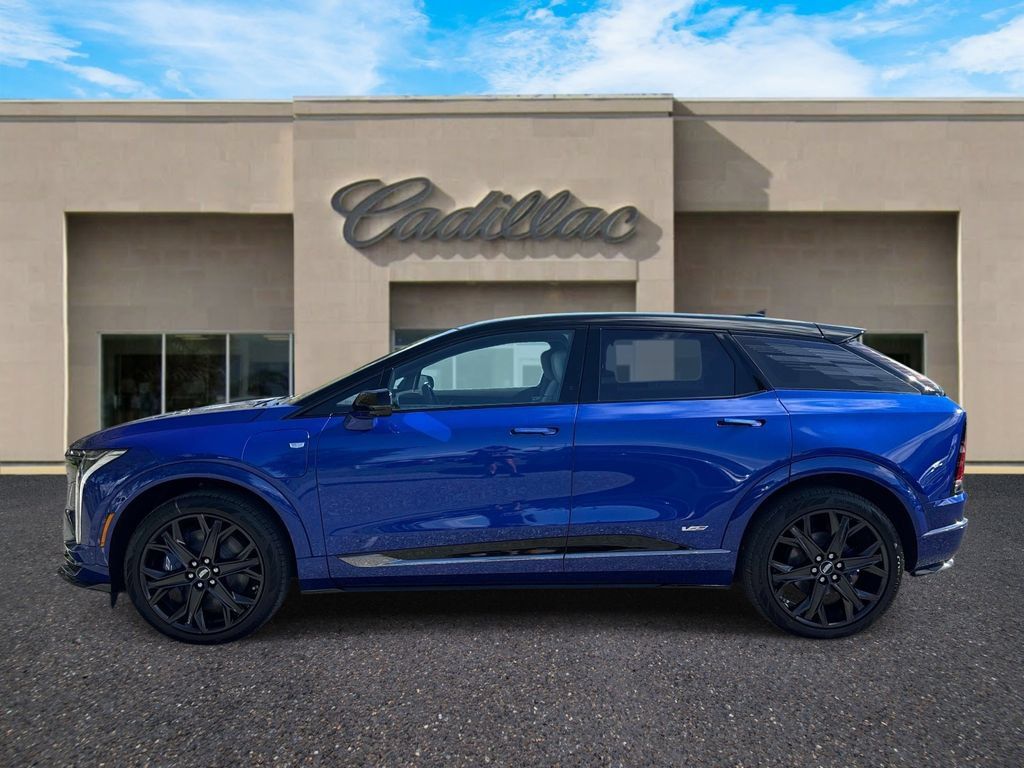 New 2027 Cadillac Optiq V w/ Deep Ocean Design Edition AWD/4WD image 6