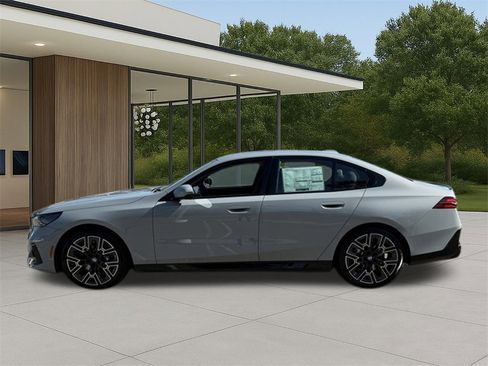 New 2026 BMW 530i w/ M Sport Package image 12