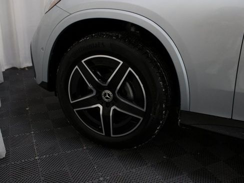 New 2025 Mercedes-Benz GLC 350e 4MATIC image 8