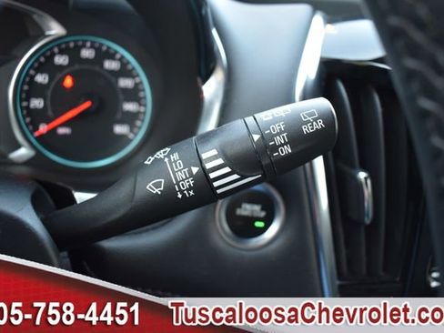 Used 2023 Chevrolet Traverse LT image 33