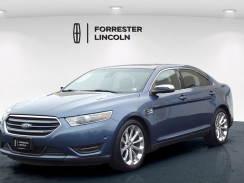 Used 2018 Ford Taurus Limited w/ Driver Assist Package image 7