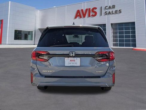 Used 2025 Honda Odyssey Sport-L image 5